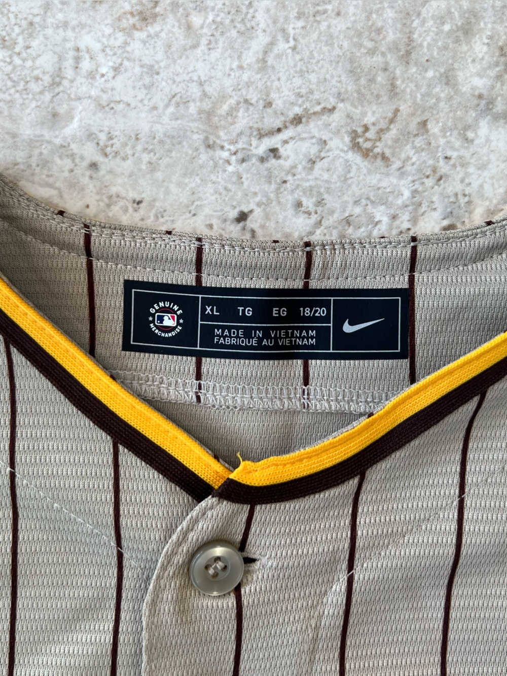 Nike NWT MLB San Diego Padres 2020 Youth Road Alt Pinstripe Jersey, Tan, XL - Picture 4 of 9